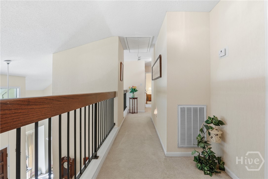 118 Companion Way