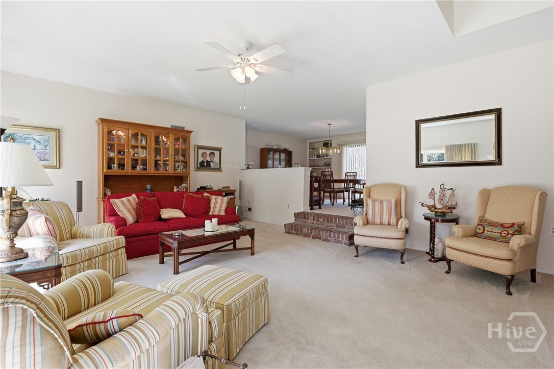 118 Companion Way