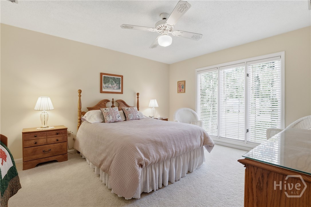 118 Companion Way