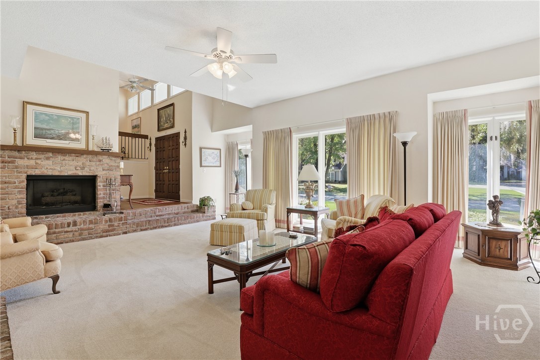 118 Companion Way