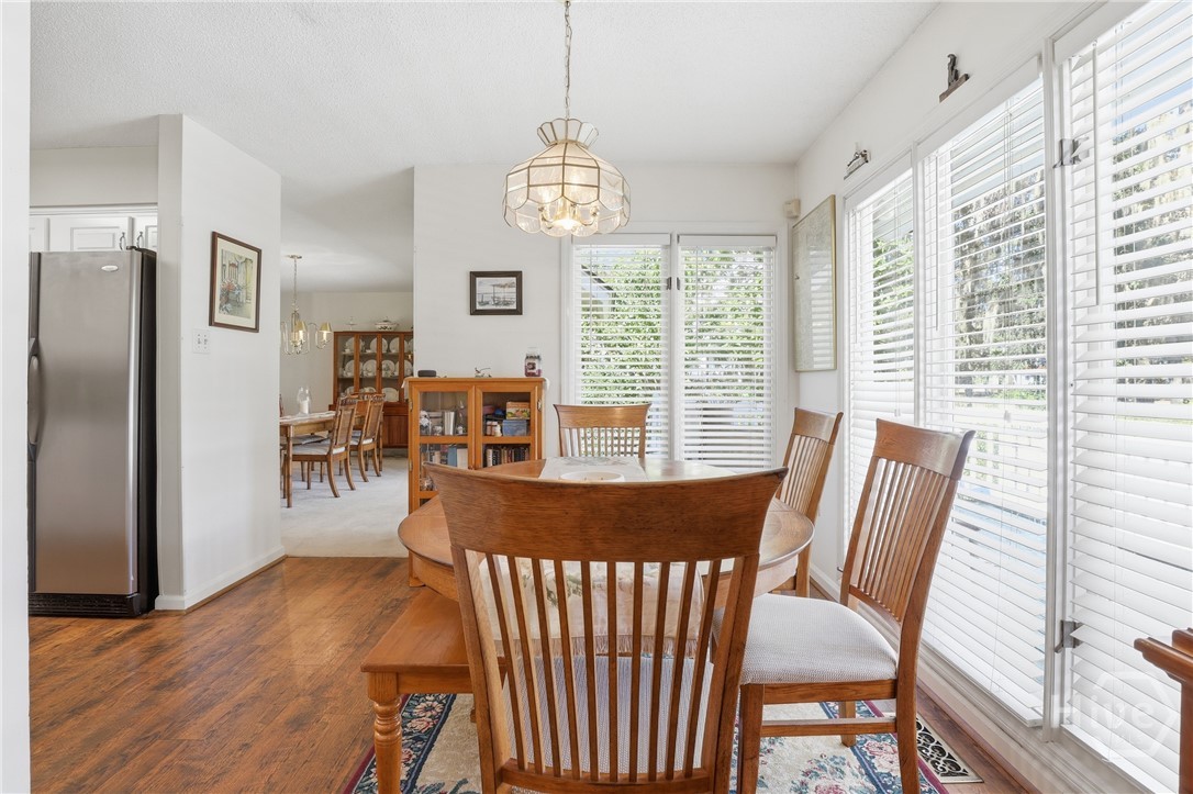 118 Companion Way