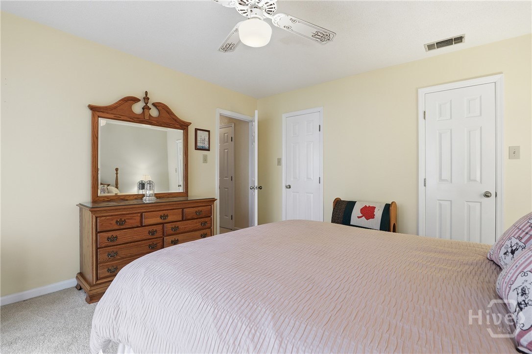118 Companion Way