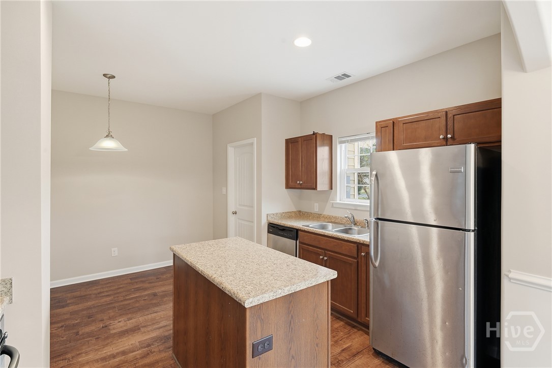 405 Olde Ivey Square