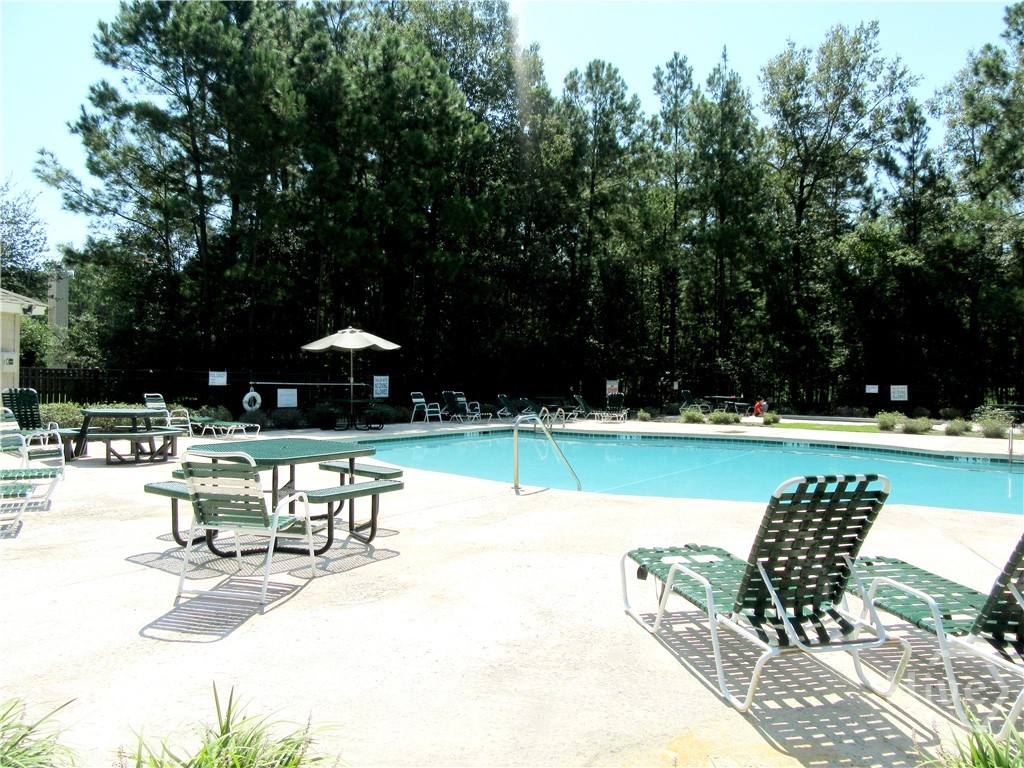 505 Potter Stone Square