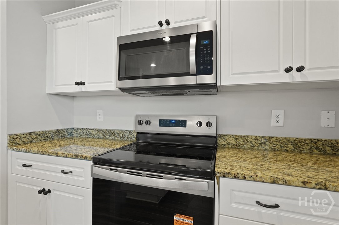 505 Potter Stone Square