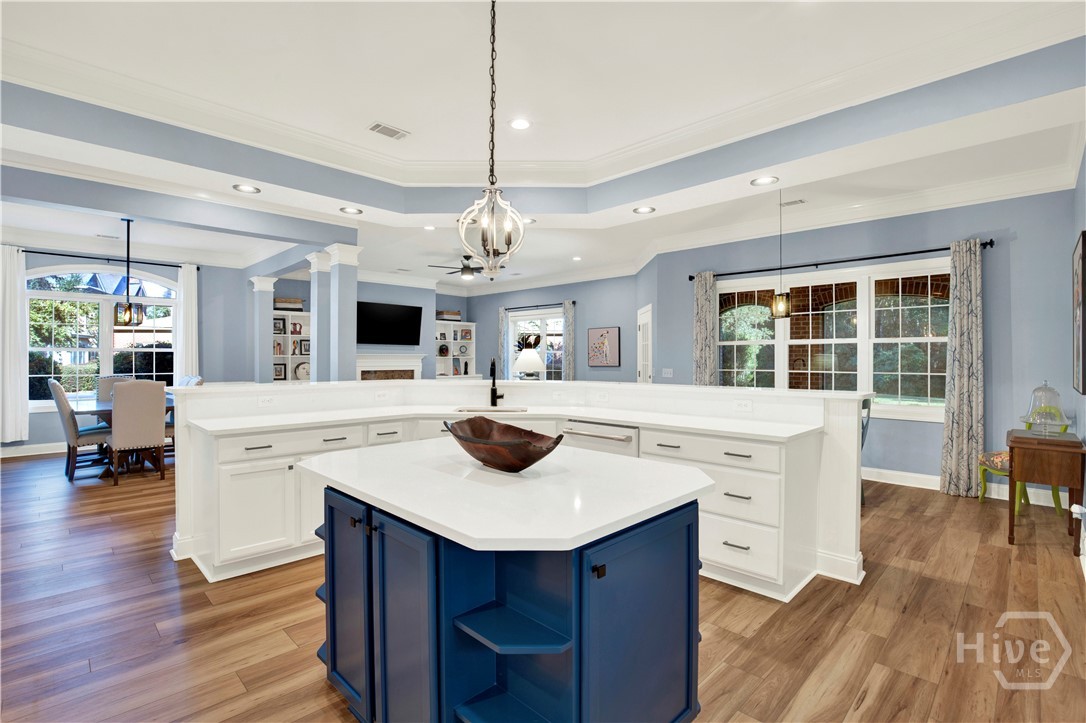 1501 Woodside Ridge