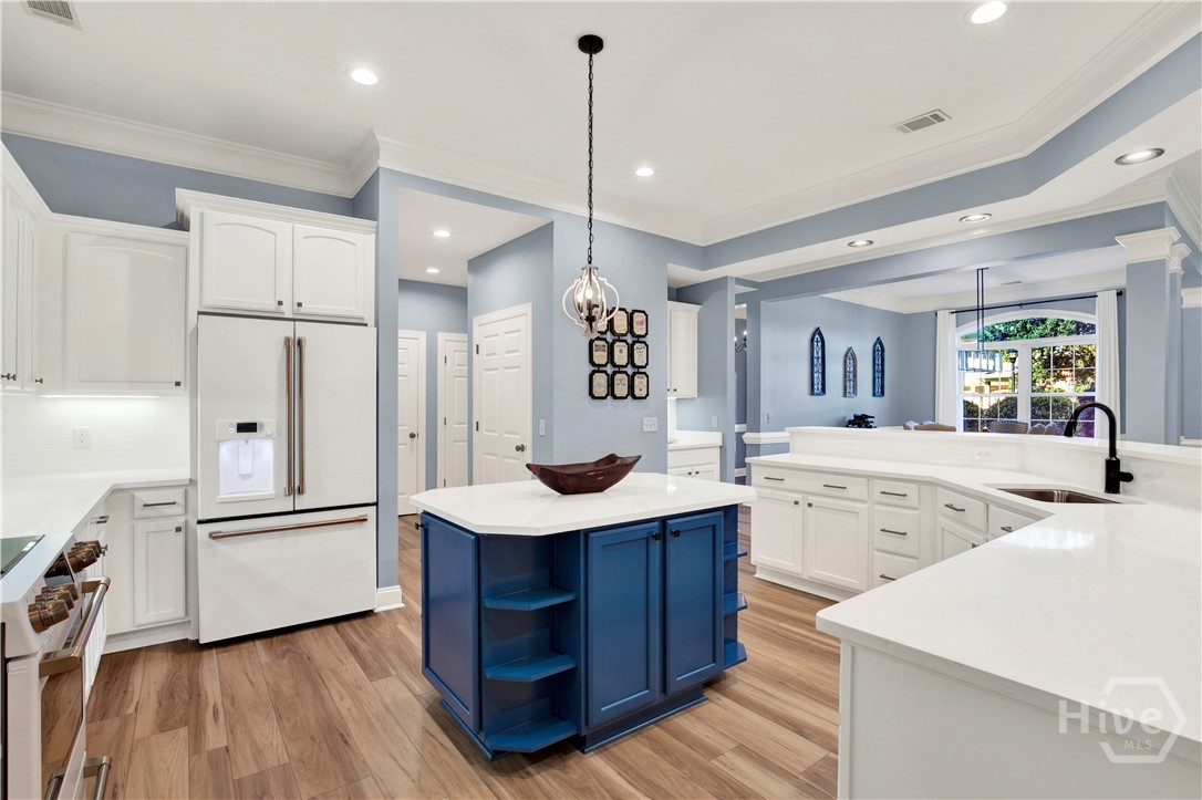 1501 Woodside Ridge