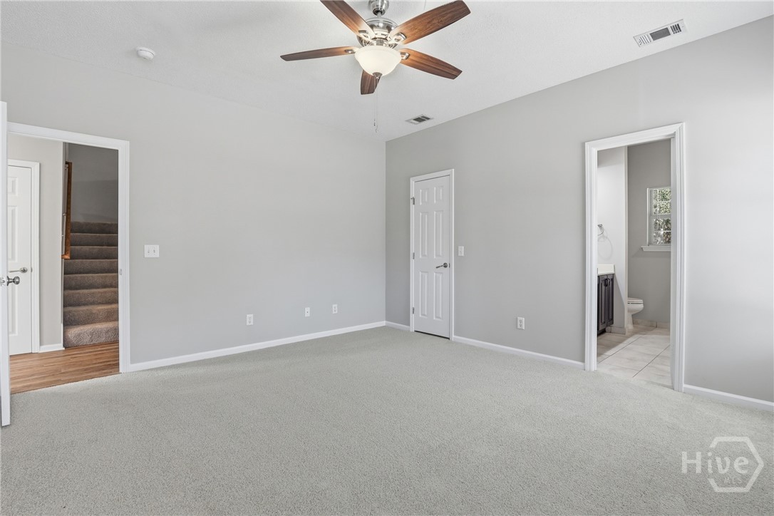 100 Coach House Square