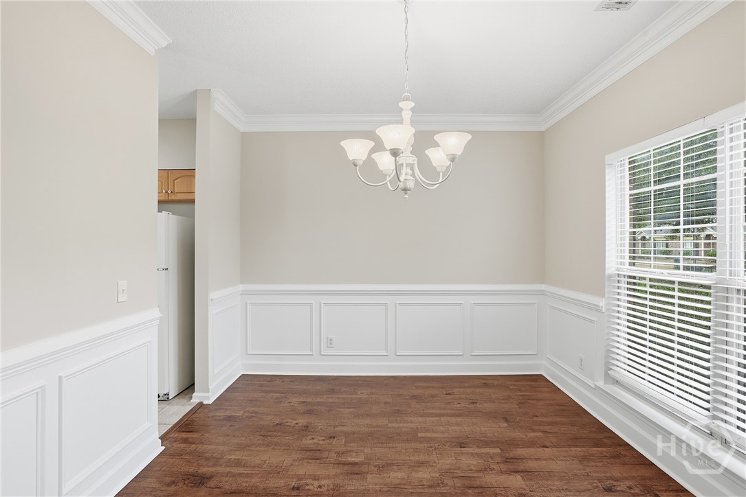 108 Coach House Square