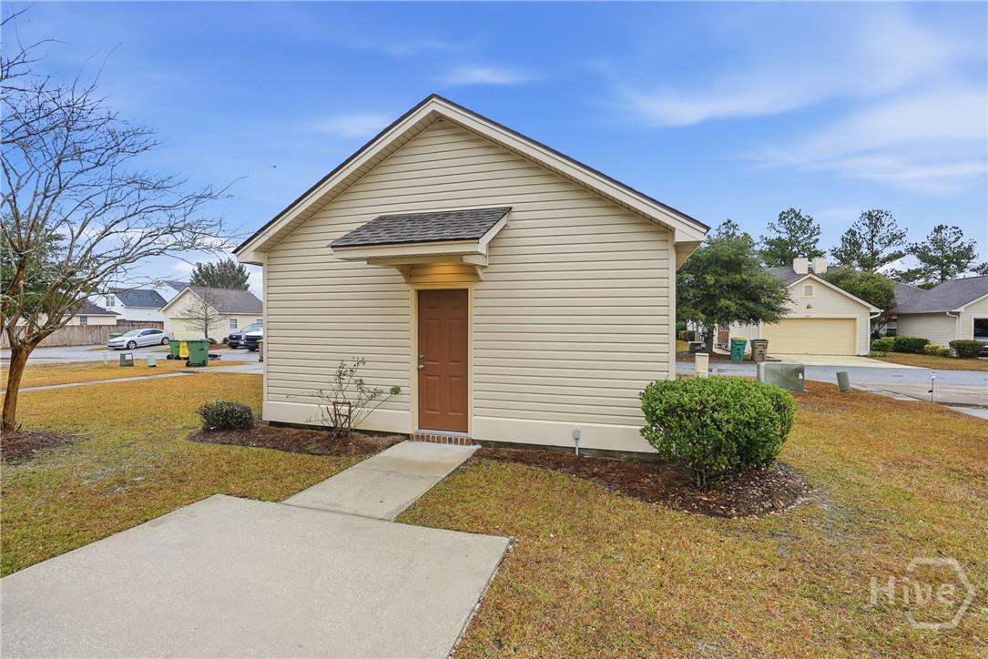 108 Coach House Square