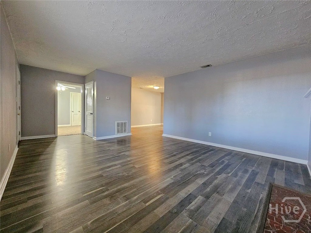 5211 Habersham Street