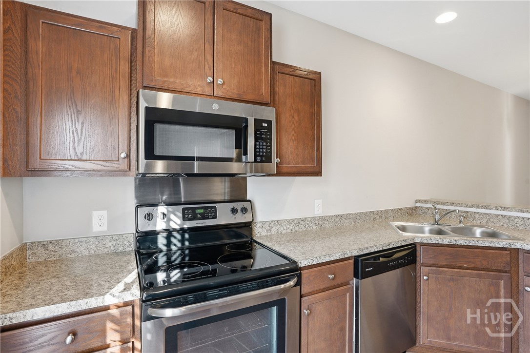 415 Olde Ivey Square