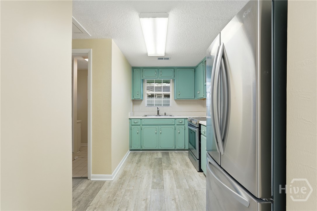 15 Tideland Drive