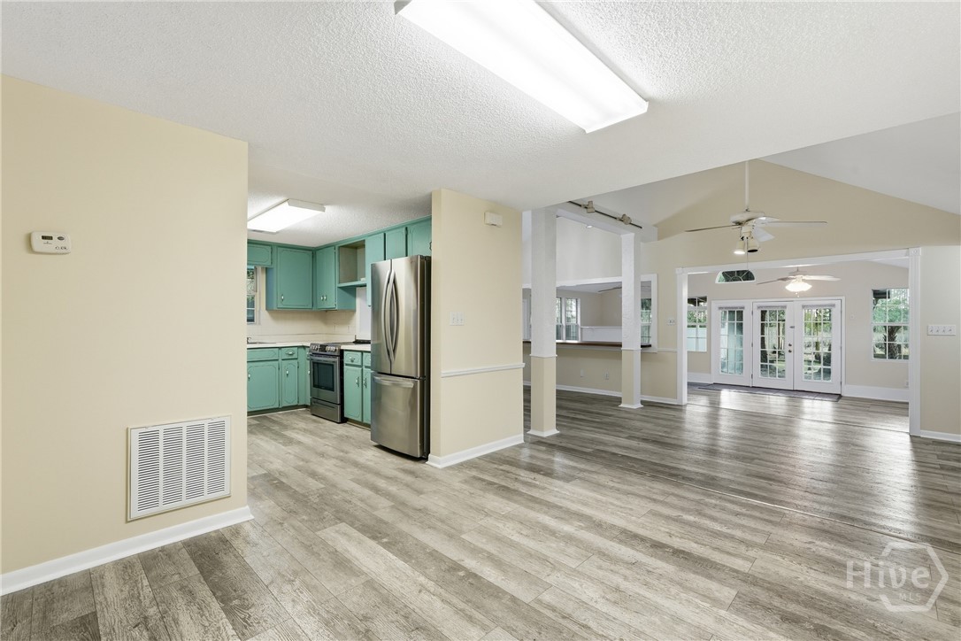 15 Tideland Drive