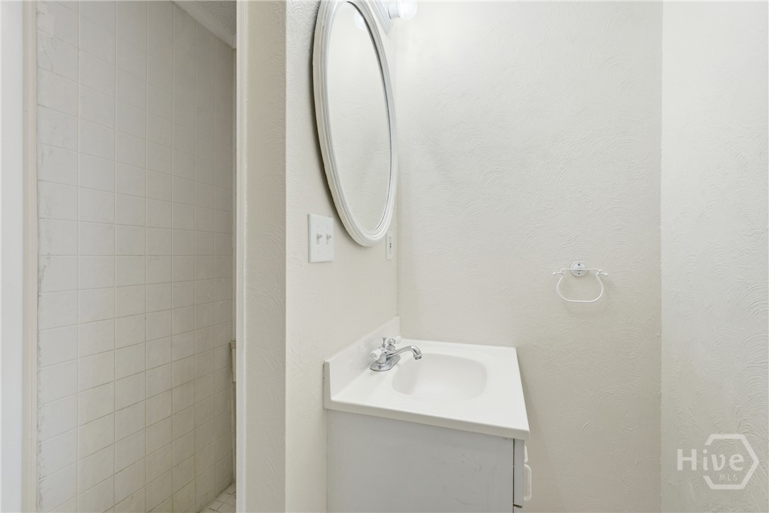 15 Tideland Drive