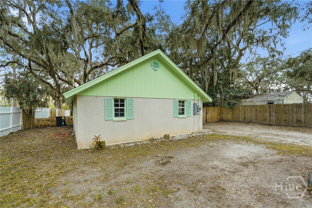 15 Tideland Drive