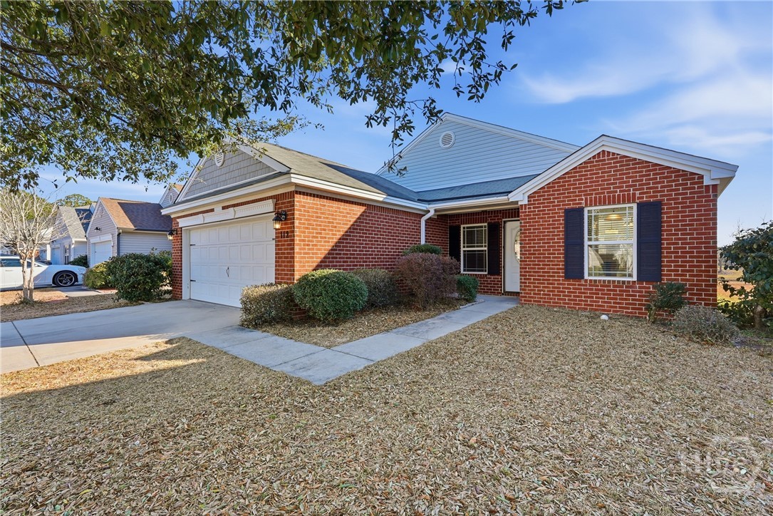 112 Lakepointe Drive
