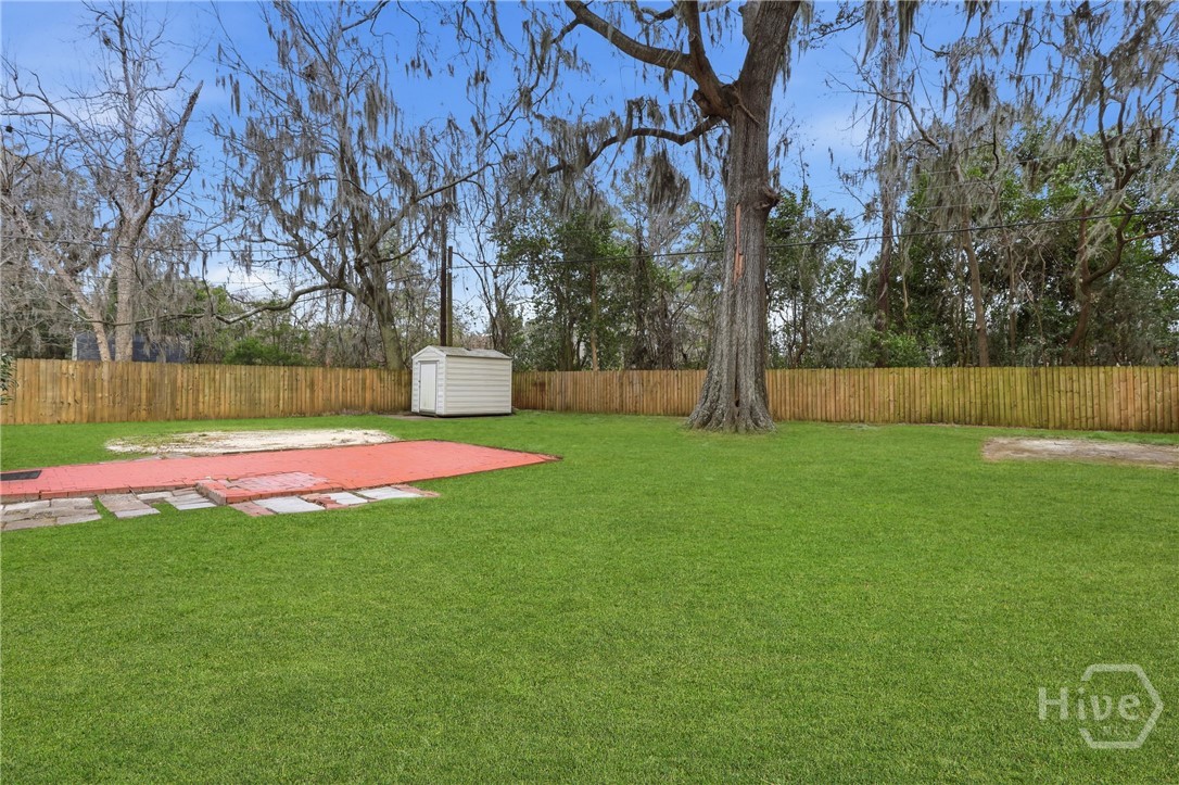 6 La Brea Boulevard