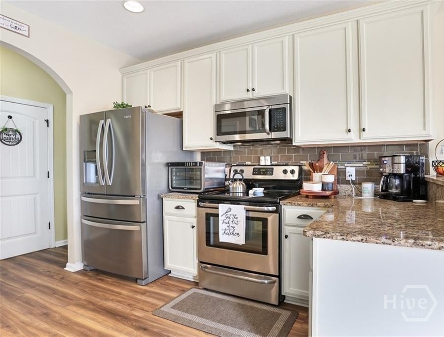 467 Sunbury Drive