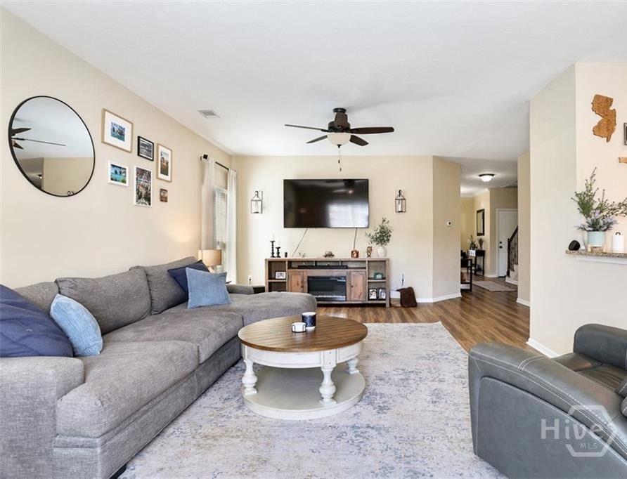 467 Sunbury Drive