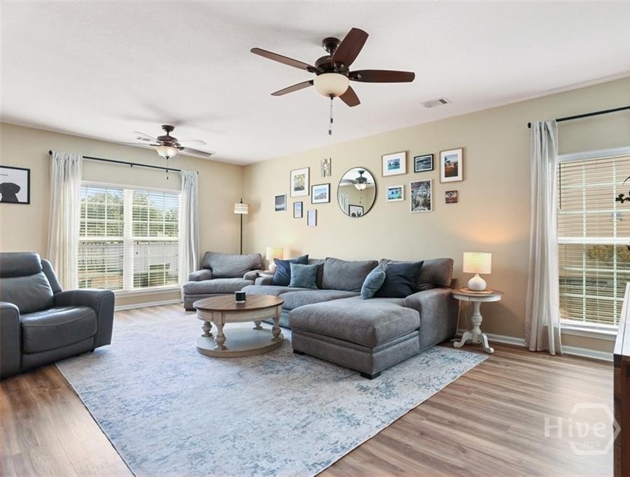 467 Sunbury Drive