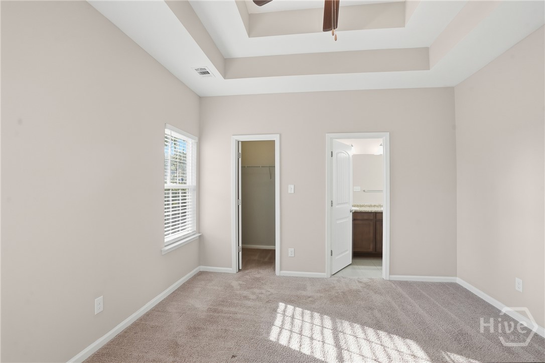 401 Old Ivy Square