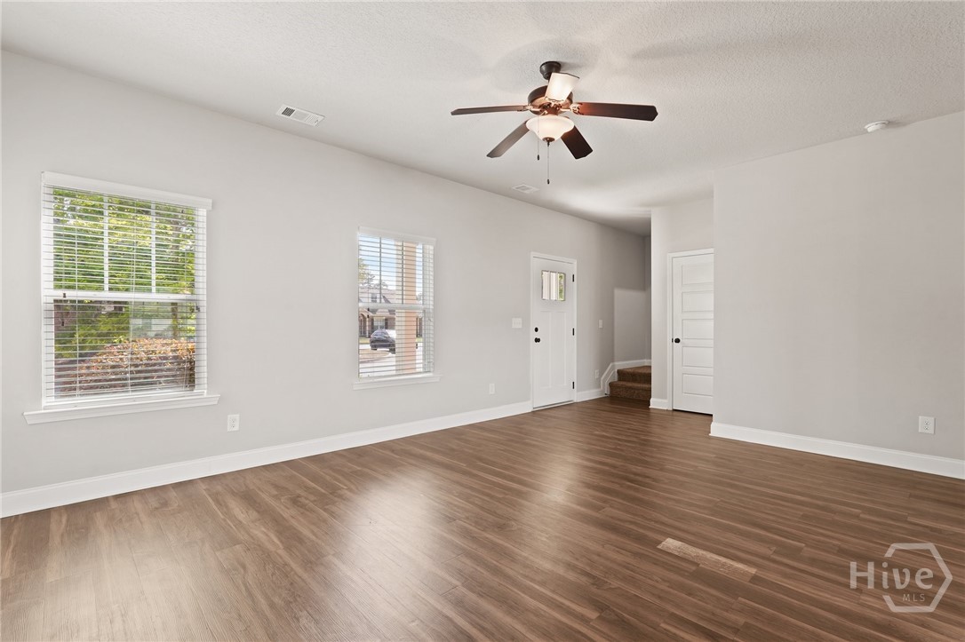 604 Trellis Square