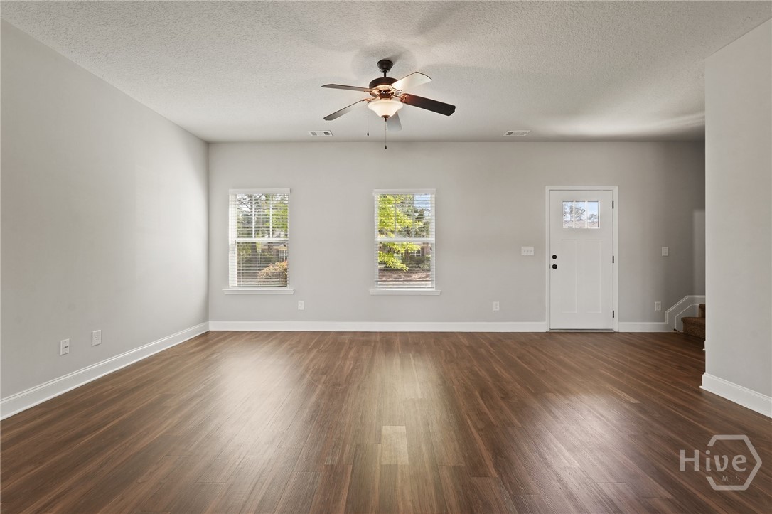 608 Trellis Square