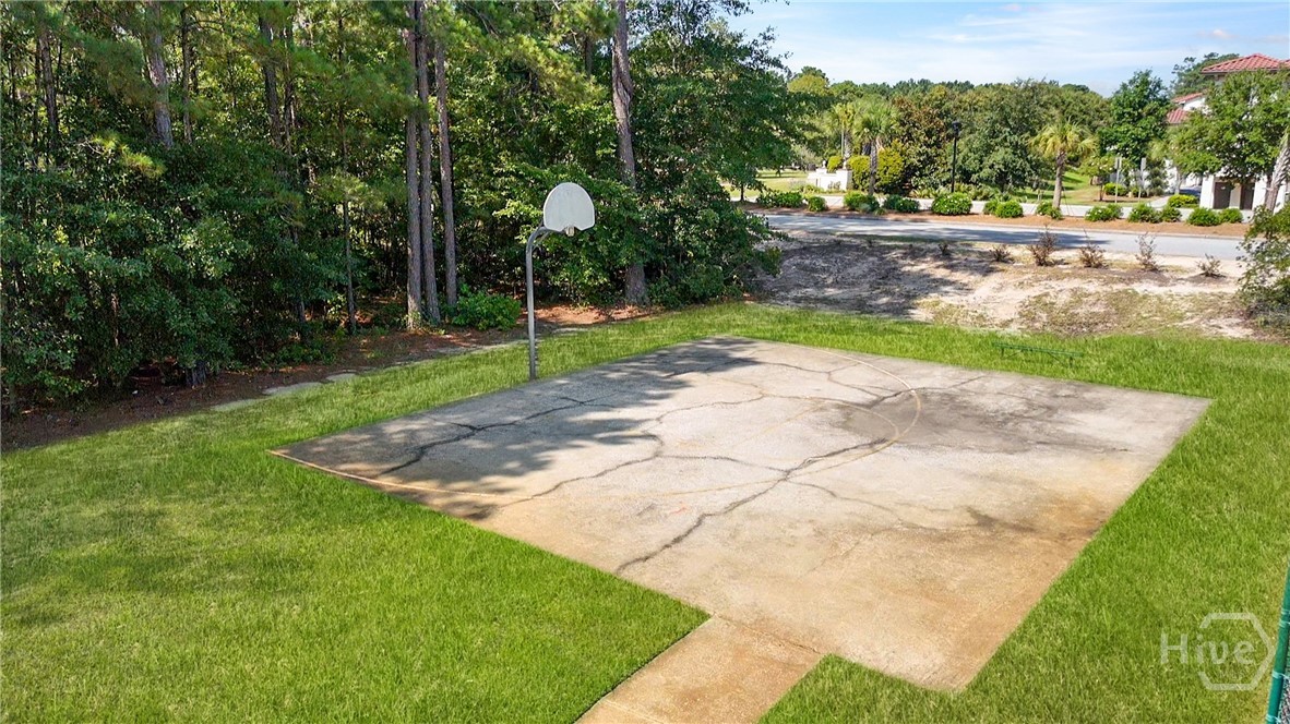 608 Trellis Square