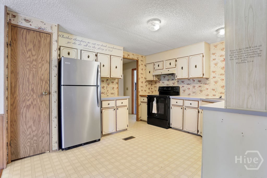 443 Reiser Road