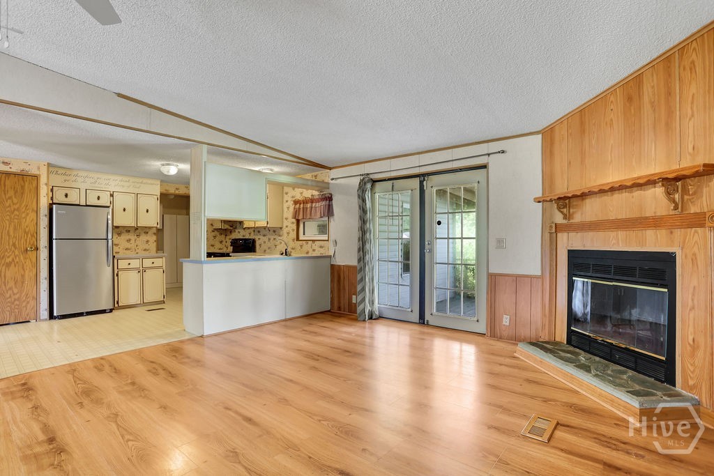 443 Reiser Road