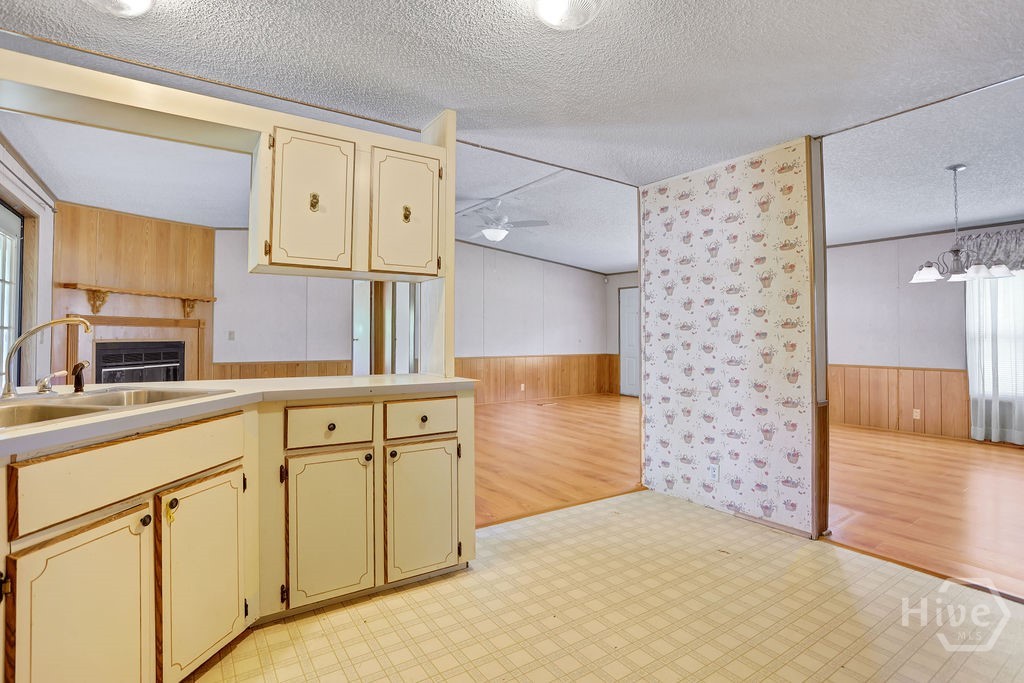 443 Reiser Road