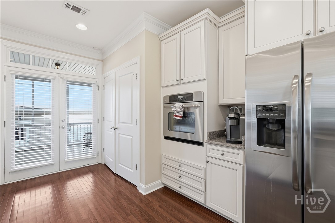 313 Lake View Drive