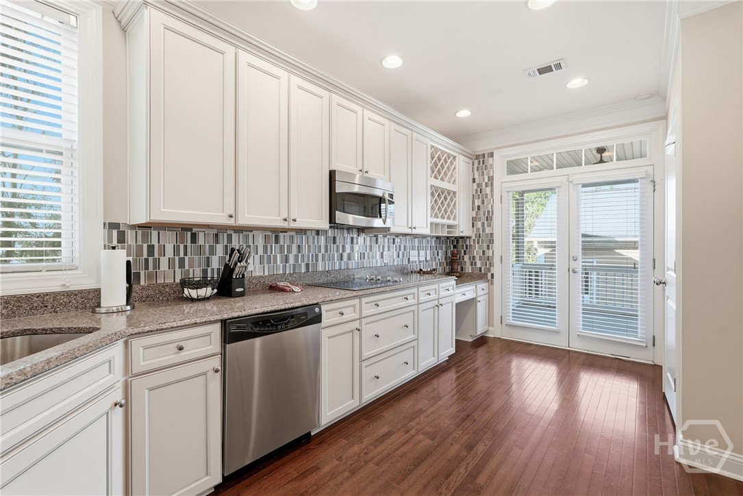313 Lake View Drive