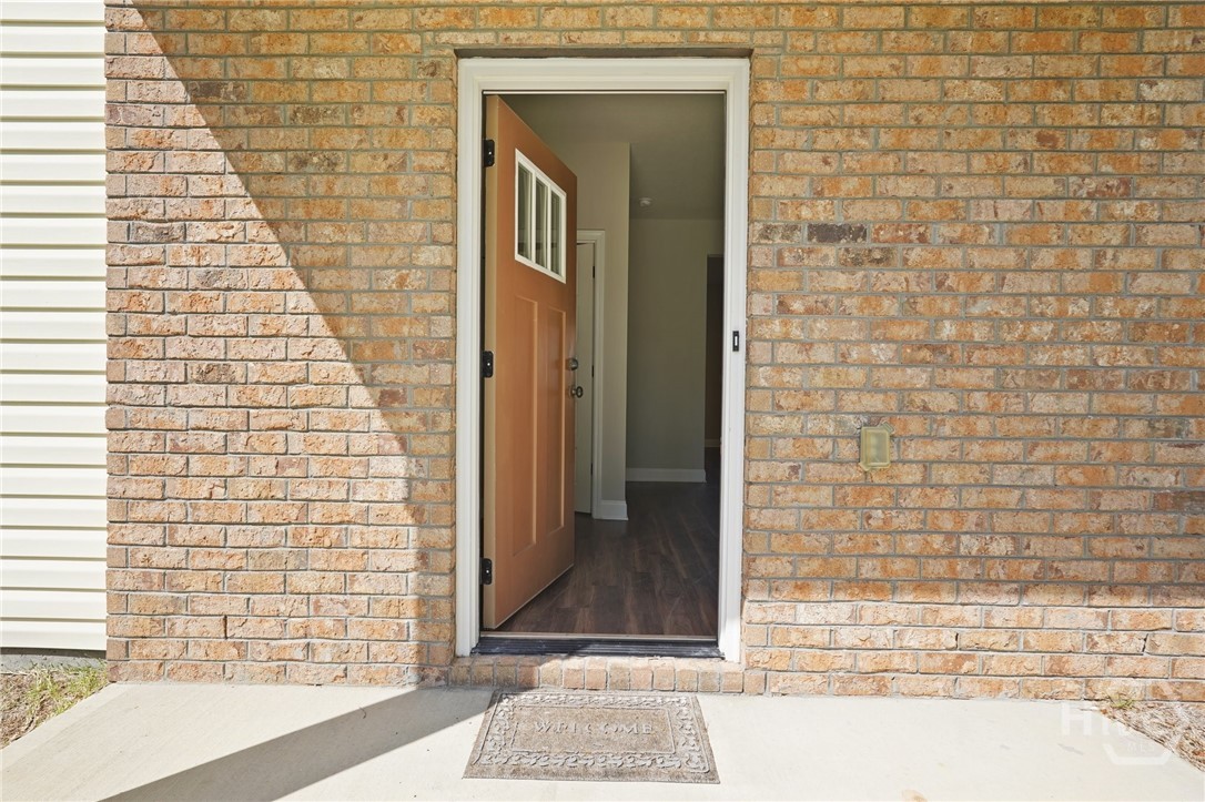 508 Potter Stone Square