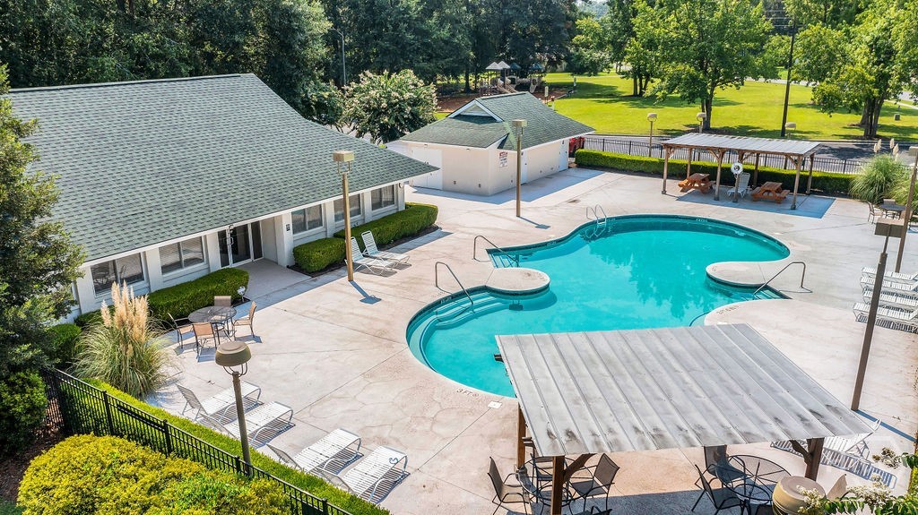 210 Brown Thrush Road