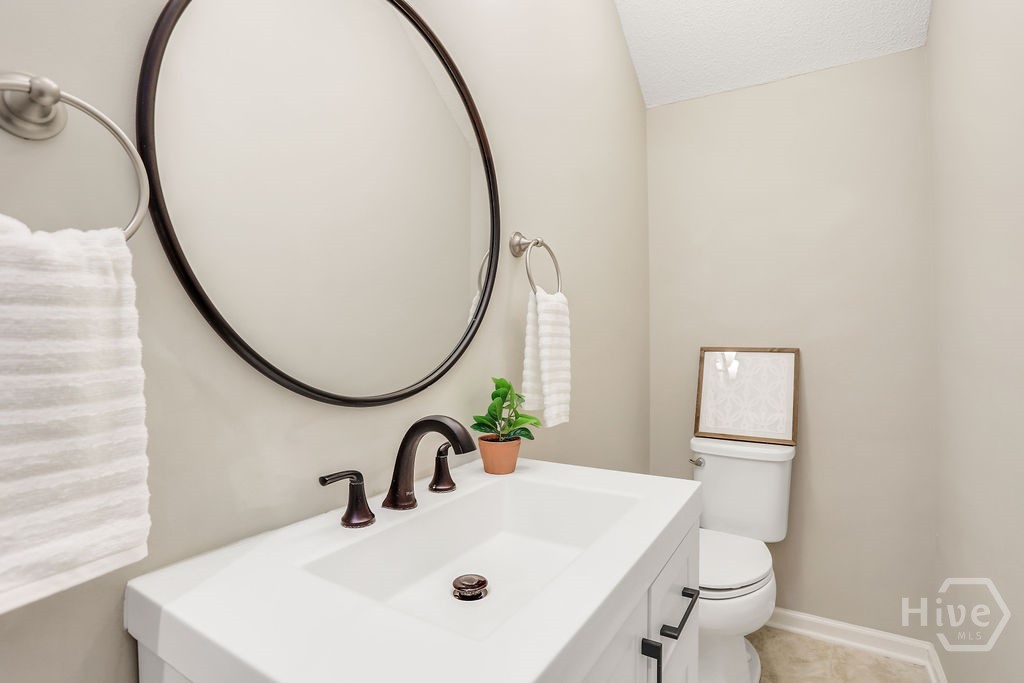 210 Brown Thrush Road