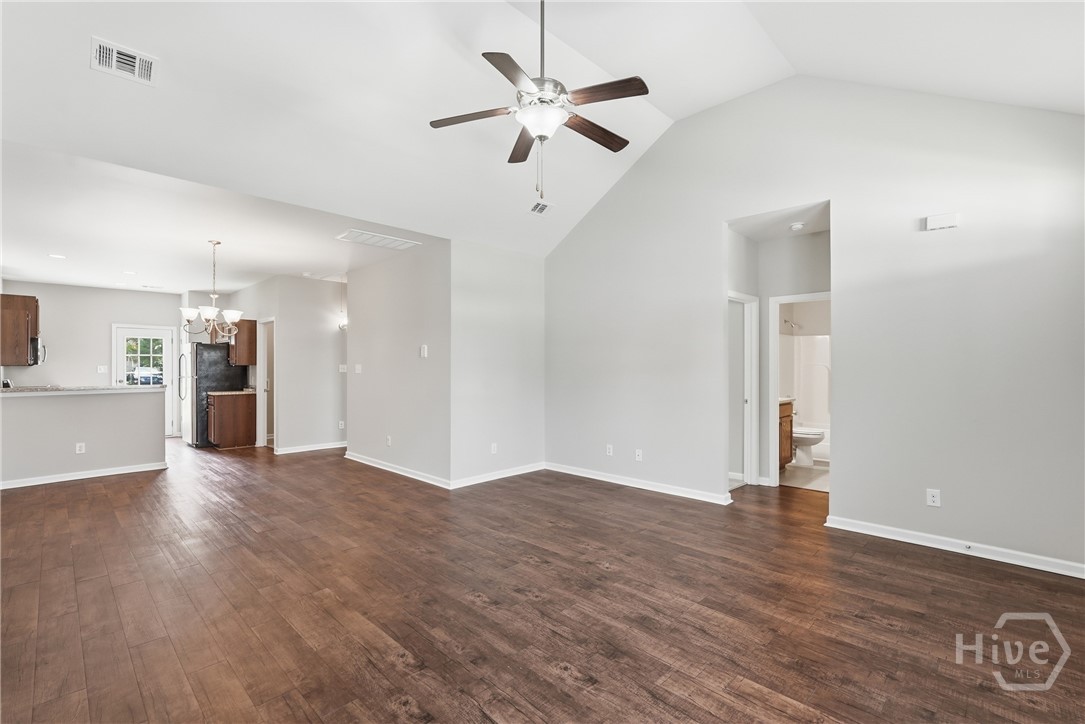 401 Olde Ivey Square