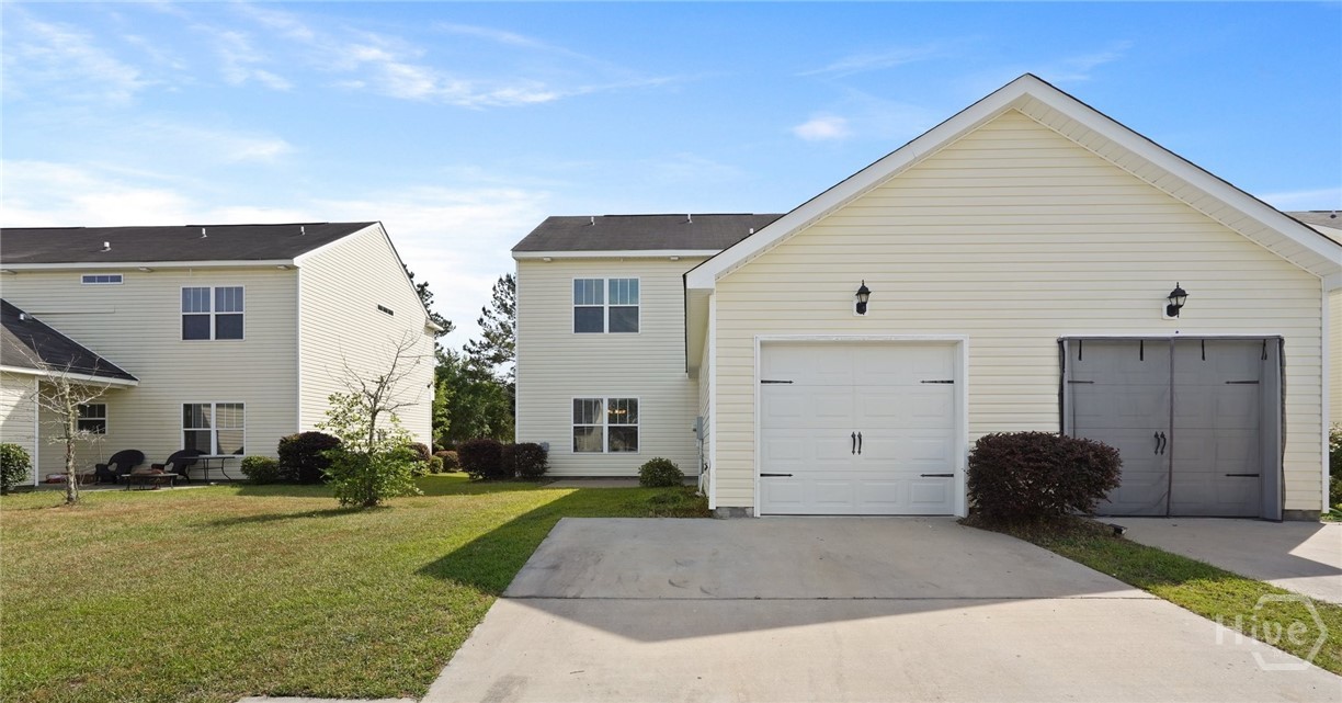 507 Potter Stone Square