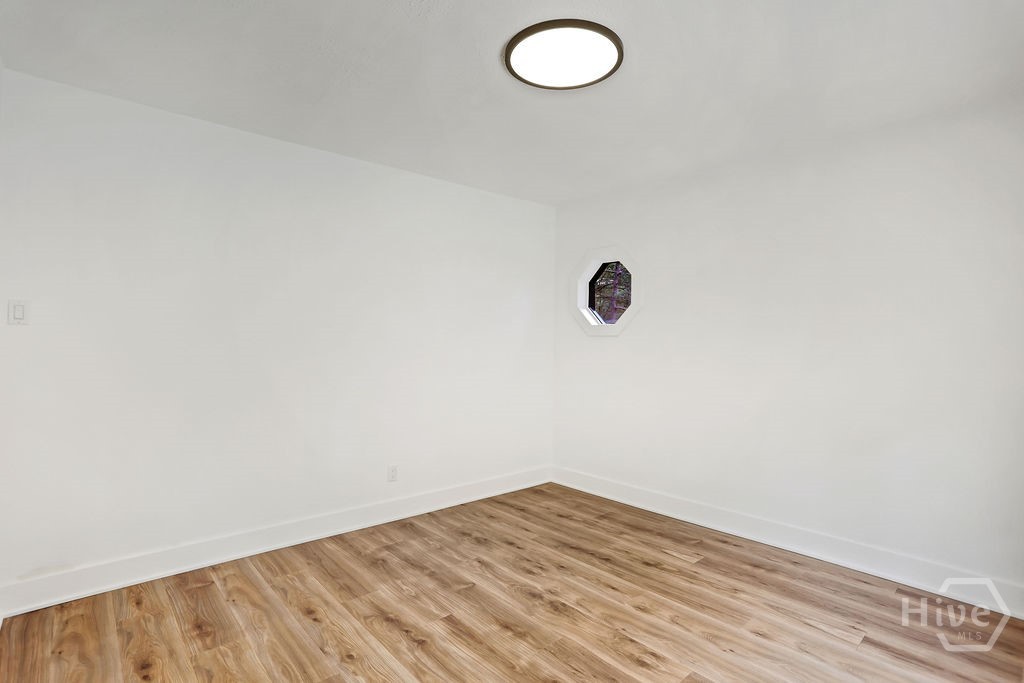 223 Melrose Place