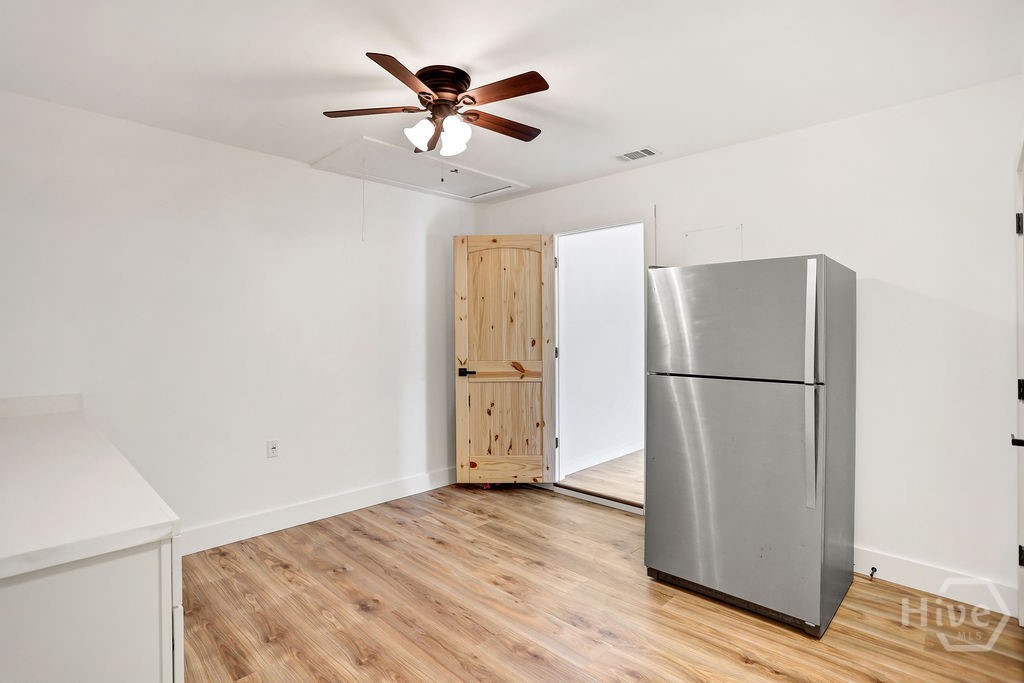 223 Melrose Place