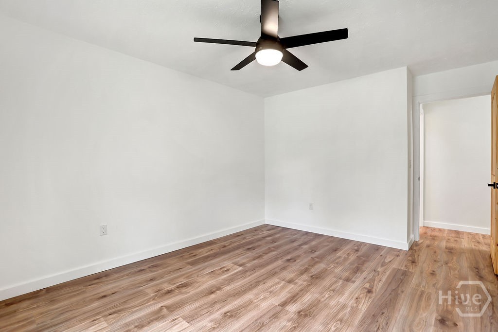 223 Melrose Place