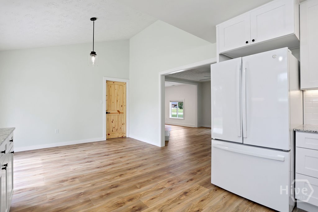 223 Melrose Place
