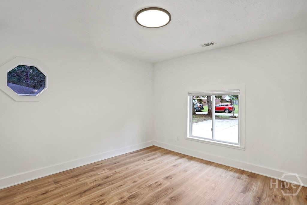 223 Melrose Place