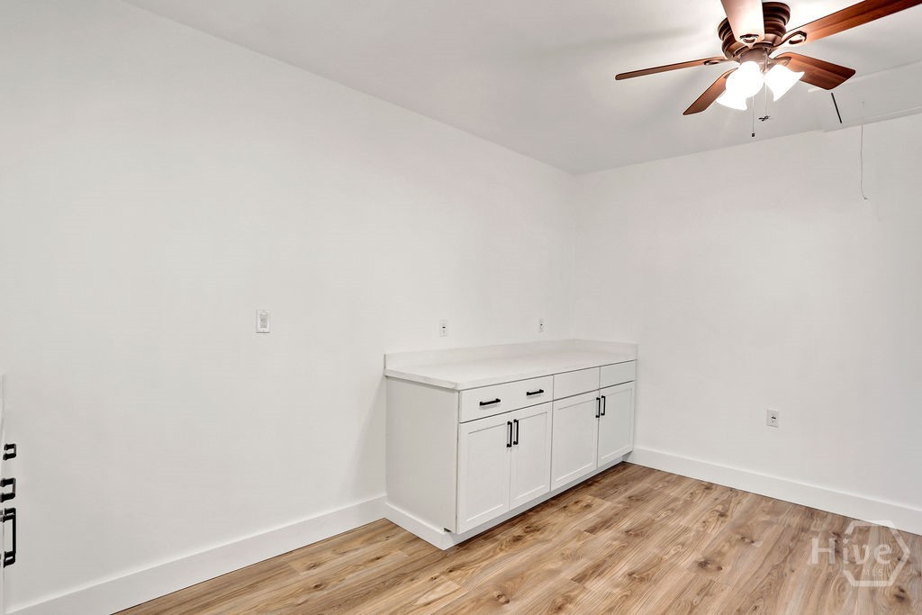 223 Melrose Place