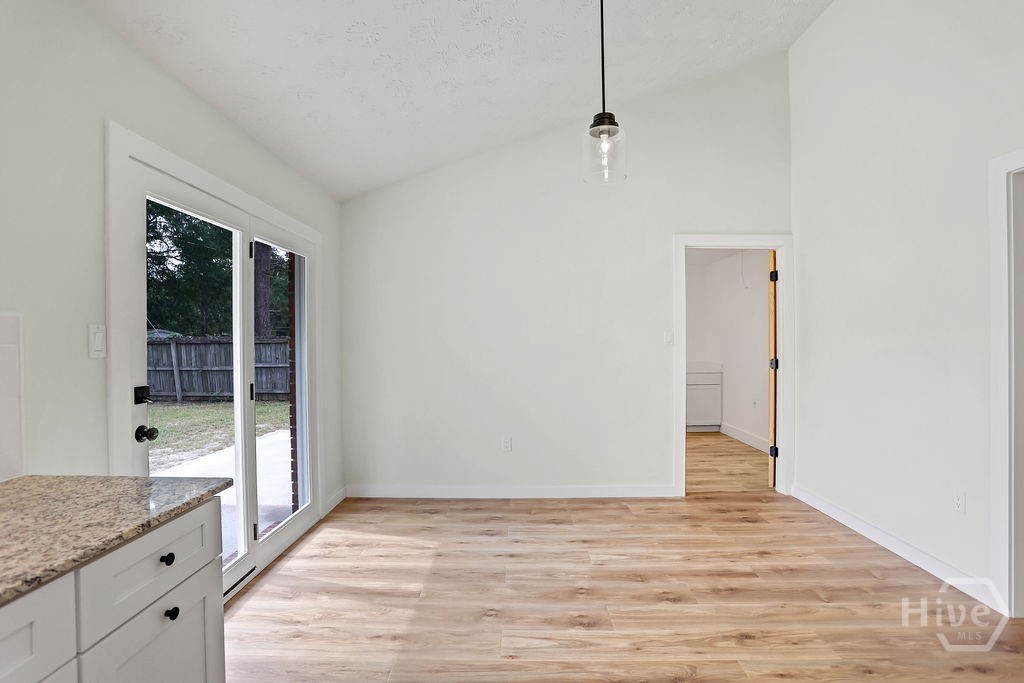 223 Melrose Place