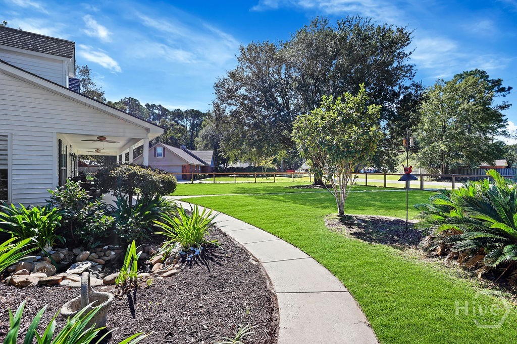 718 Plantation Drive