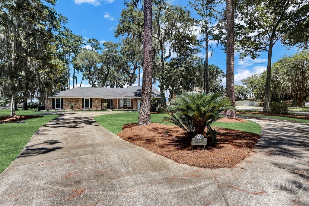 12 Williamson Drive
