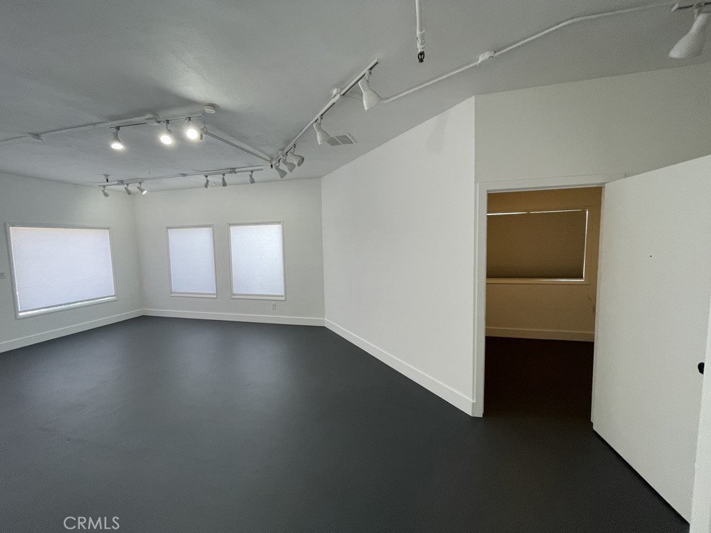 7561 Center Avenue 15