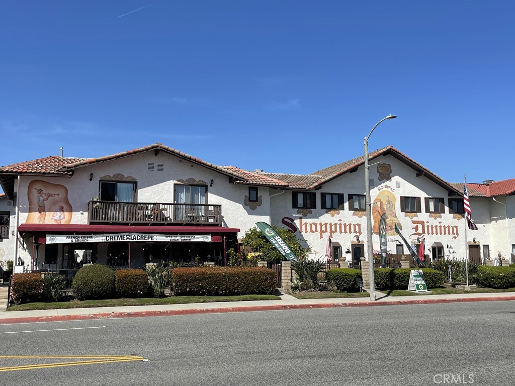 7561 Center Avenue 15